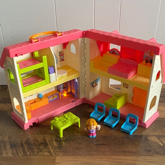 Little People Pink and Orange Dollhouse - Picture 2 of 5